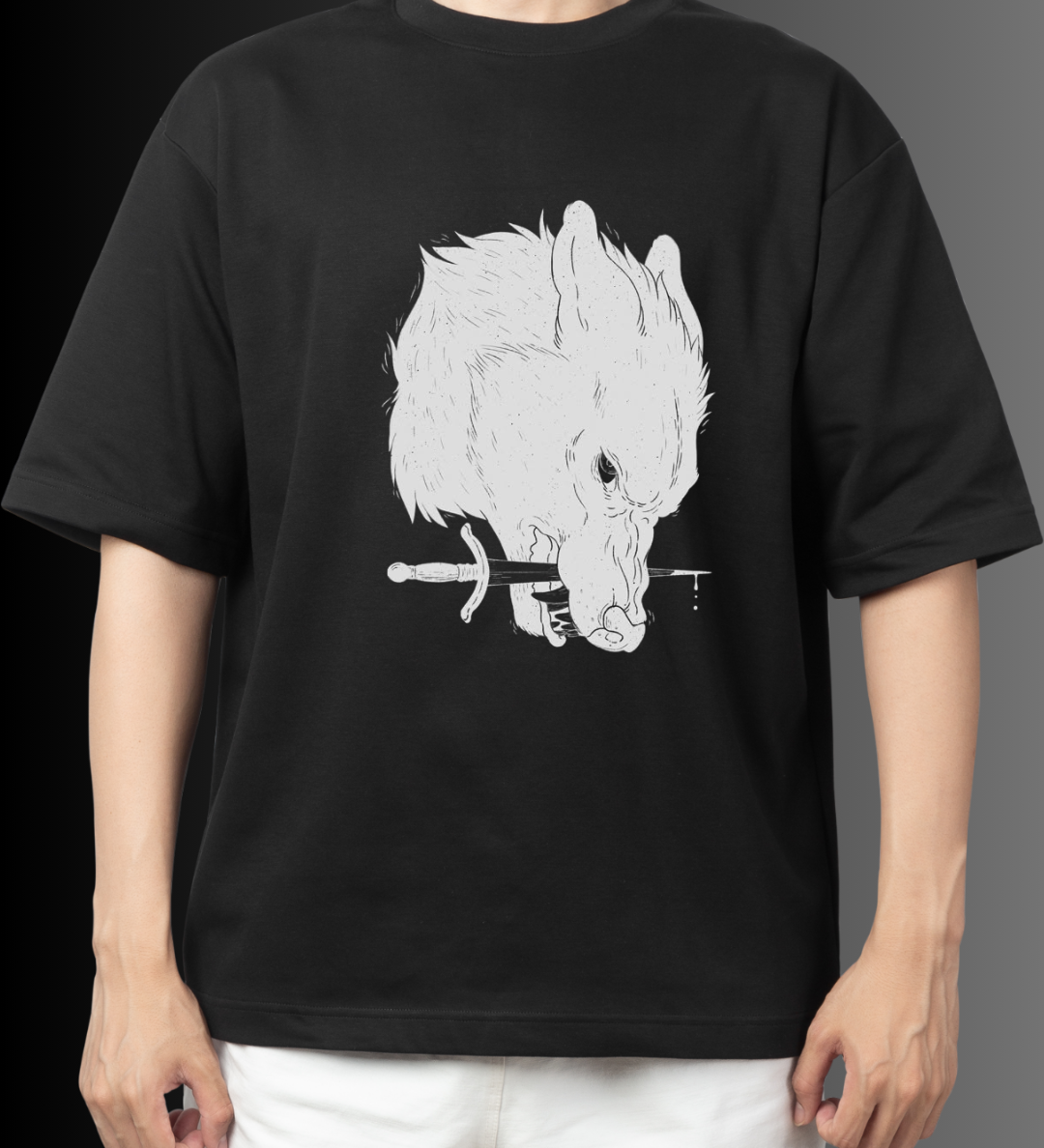 Kurt ve Kılıç – Siyah Oversize Tişört